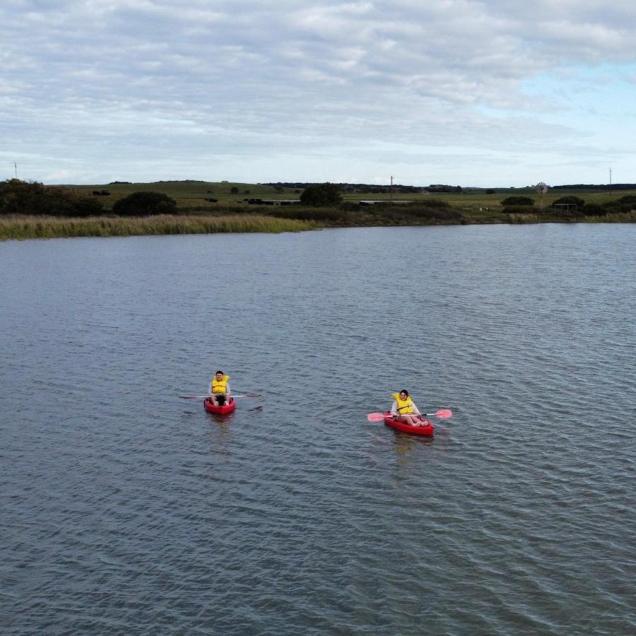 Coorong Island Retreat - Farm Stay At Pet Friendly Property Meningie Exterior photo